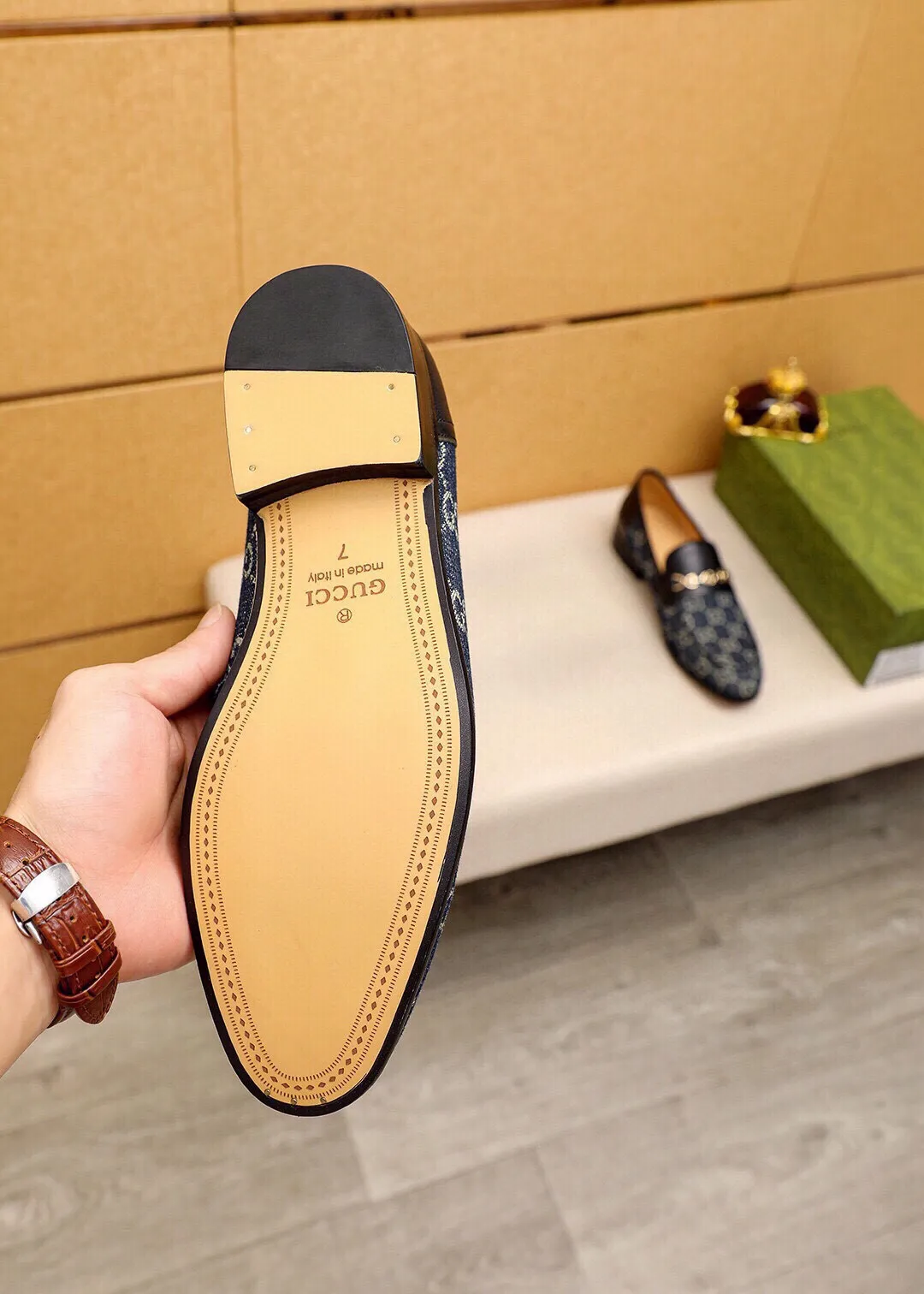 Men's shoes 💰540 💐 GUCCI official website dress shoes 🌀 Italian 🇮🇹 imported denim upper ➕ top imported water-dyed cow 🐂 leather lining 💋 fine handmade original outsole, the real thing looks better when photographed in person Standard size 38-44 (45🉑️customized)